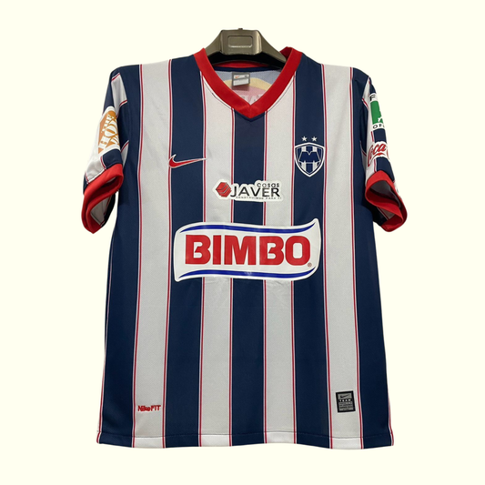 Monterrey 09/10 Local